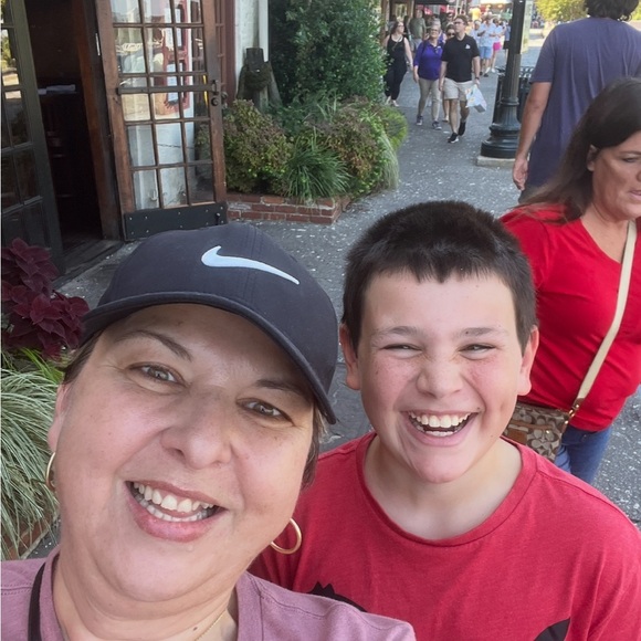 Meet your Posher, @missmac51! - Picture 8 of 13